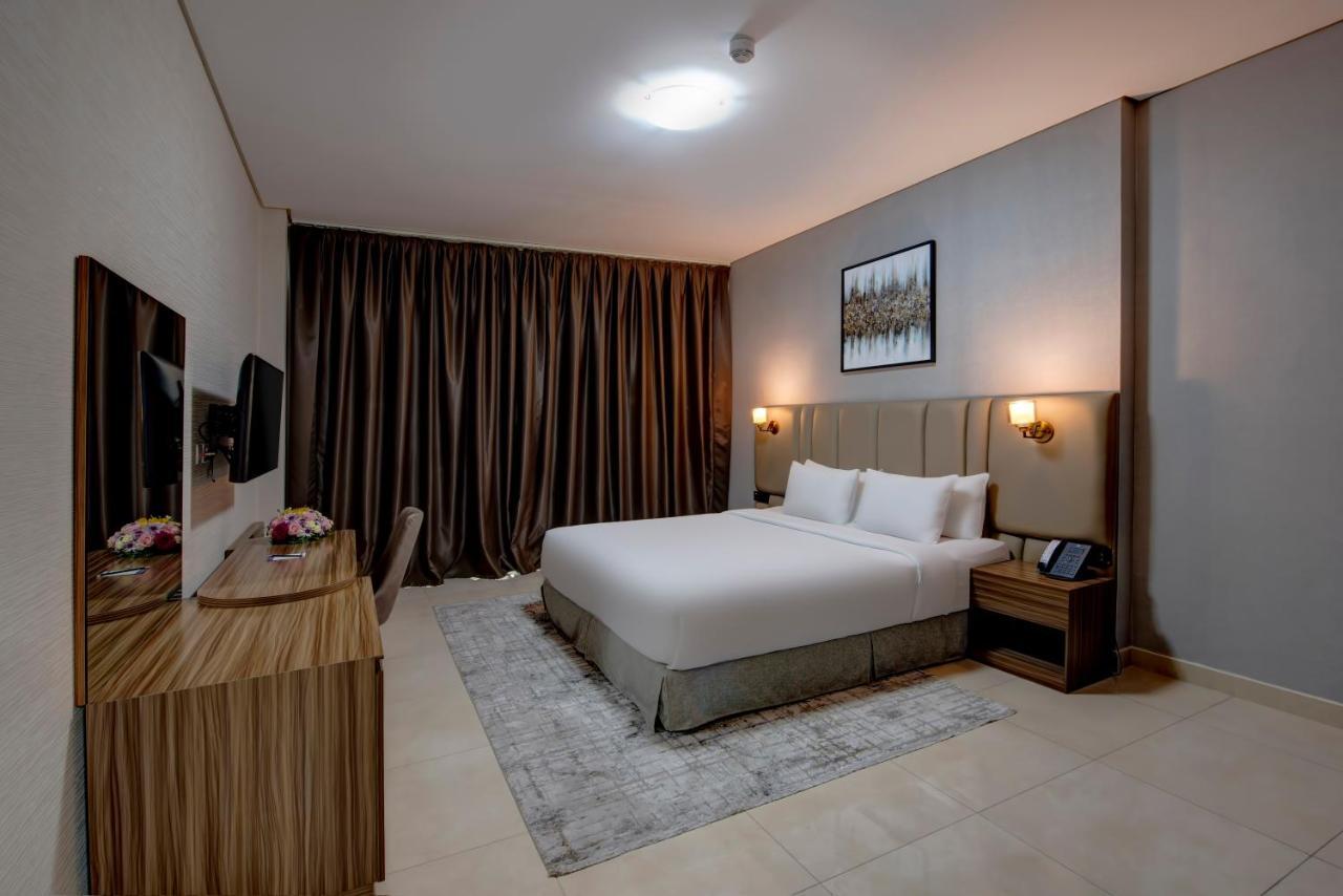 Royal Regency Suites Marina Dubai Bagian luar foto