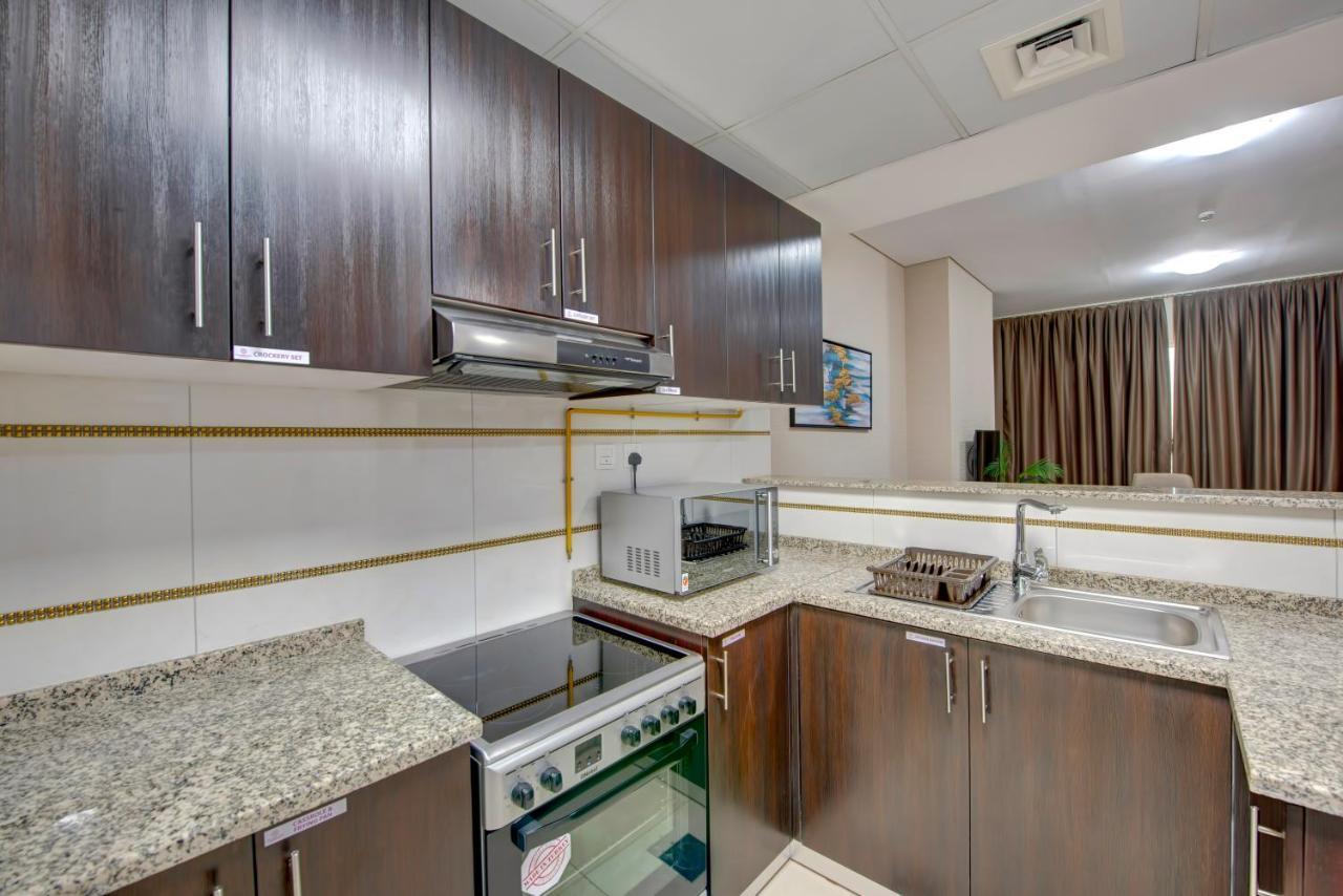 Royal Regency Suites Marina Dubai Bagian luar foto
