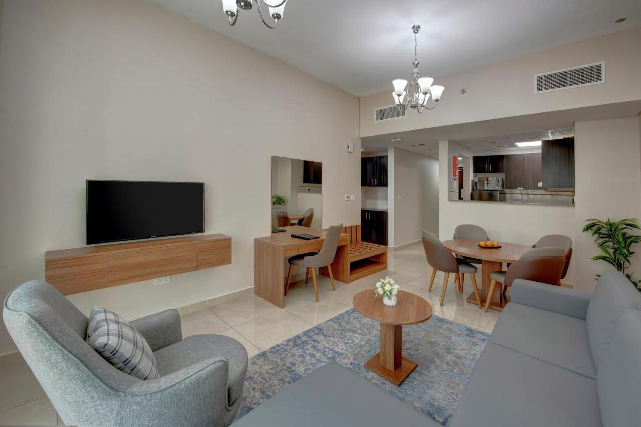 Royal Regency Suites Marina Dubai Bagian luar foto