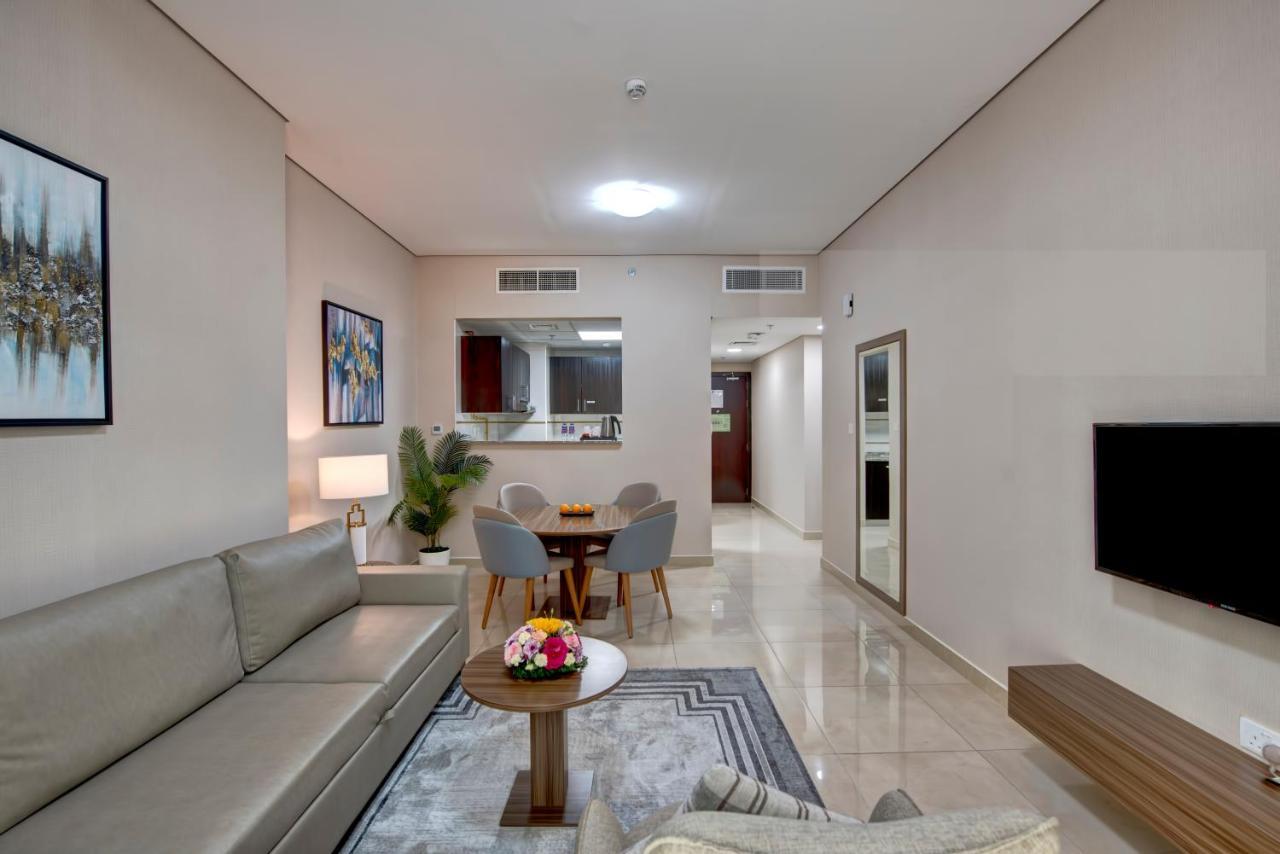 Royal Regency Suites Marina Dubai Bagian luar foto