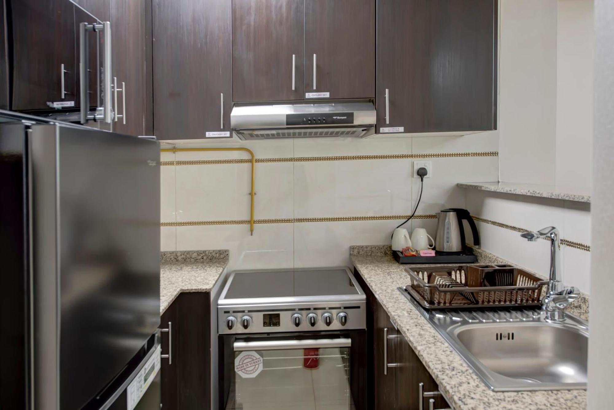 Royal Regency Suites Marina Dubai Bagian luar foto