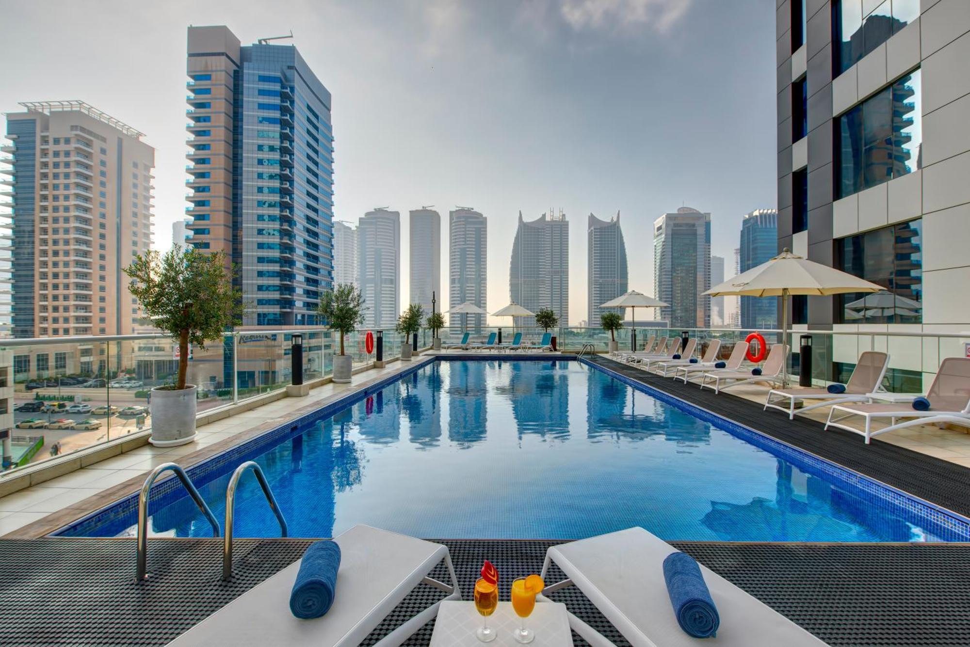 Royal Regency Suites Marina Dubai Bagian luar foto